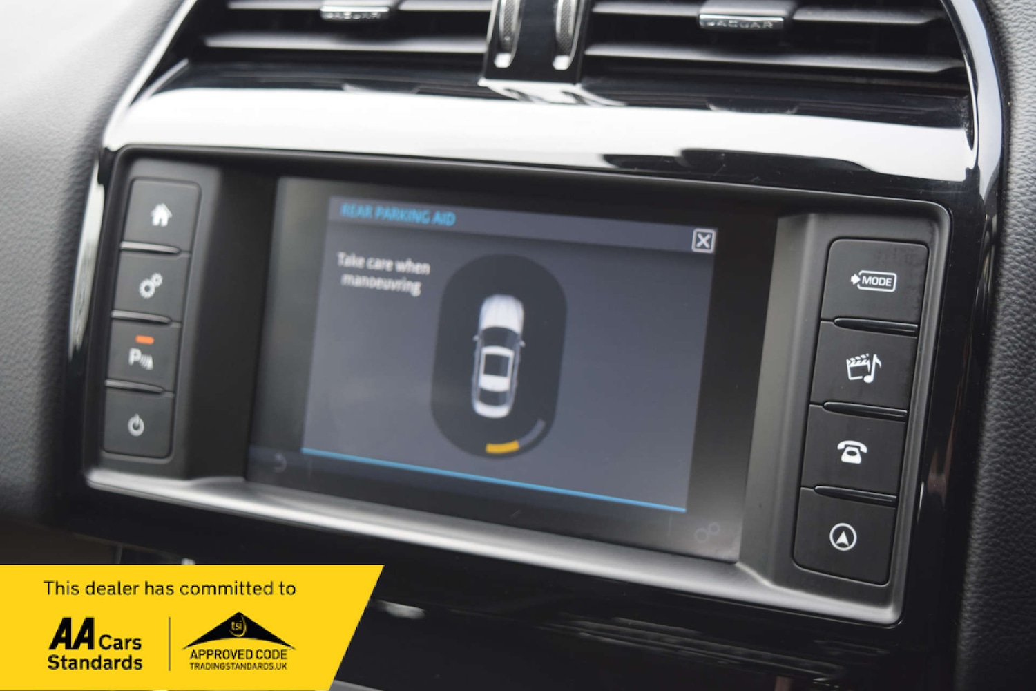 Used Jaguar XE 2018 for sale - 77813552: Photo 53