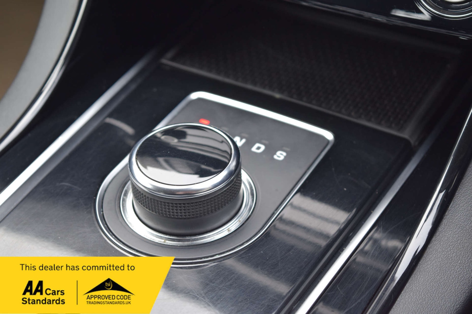 Used Jaguar XE 2018 for sale - 77813552: Photo 56