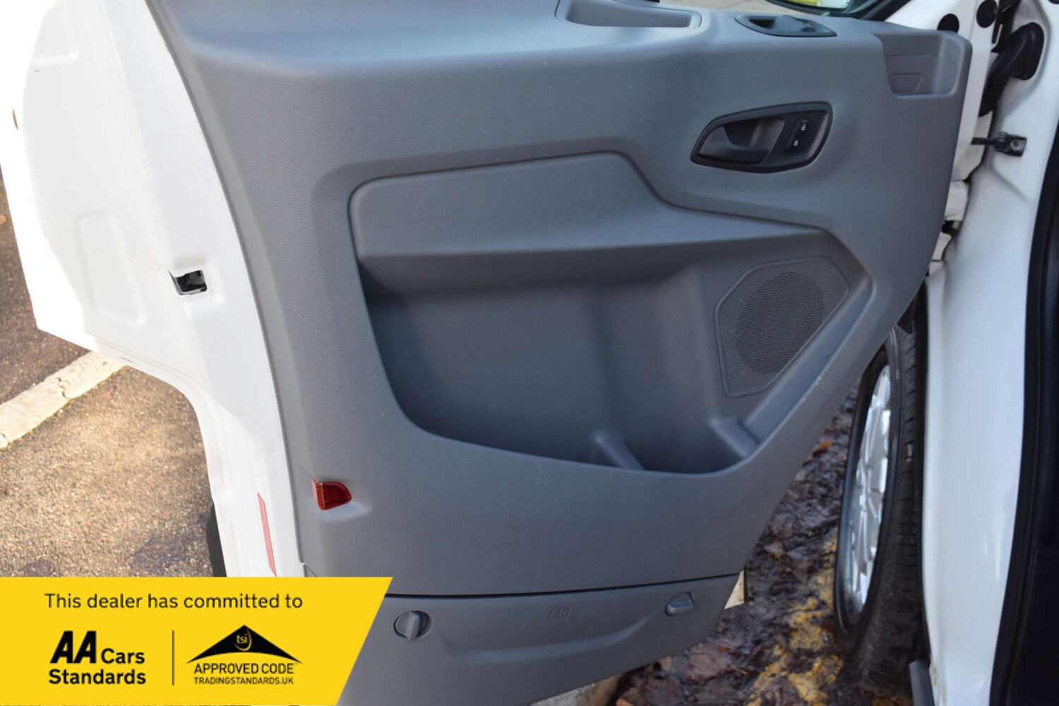 Used Ford Transit 2018 for sale - 76980037: Photo 28