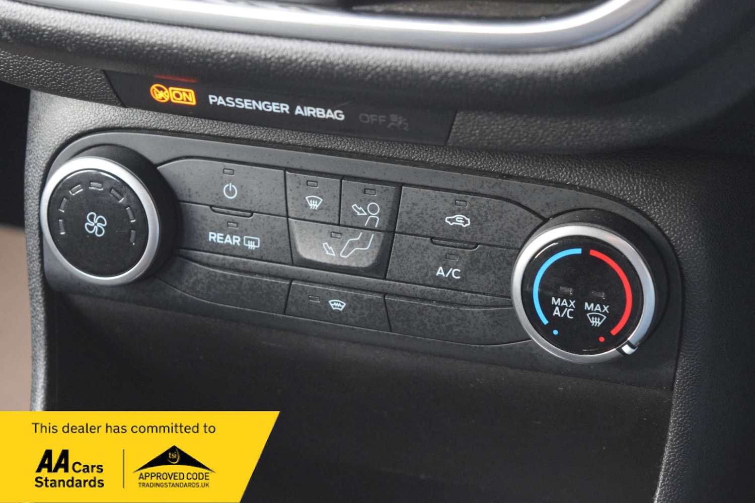 Used Ford Fiesta 2018 for sale - 76277640: Photo 53