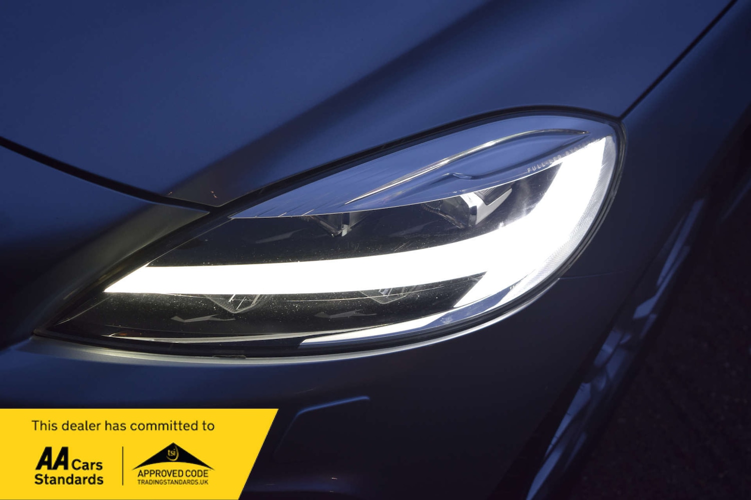 Used Volvo V40 2017 for sale - 76923092: Photo 11