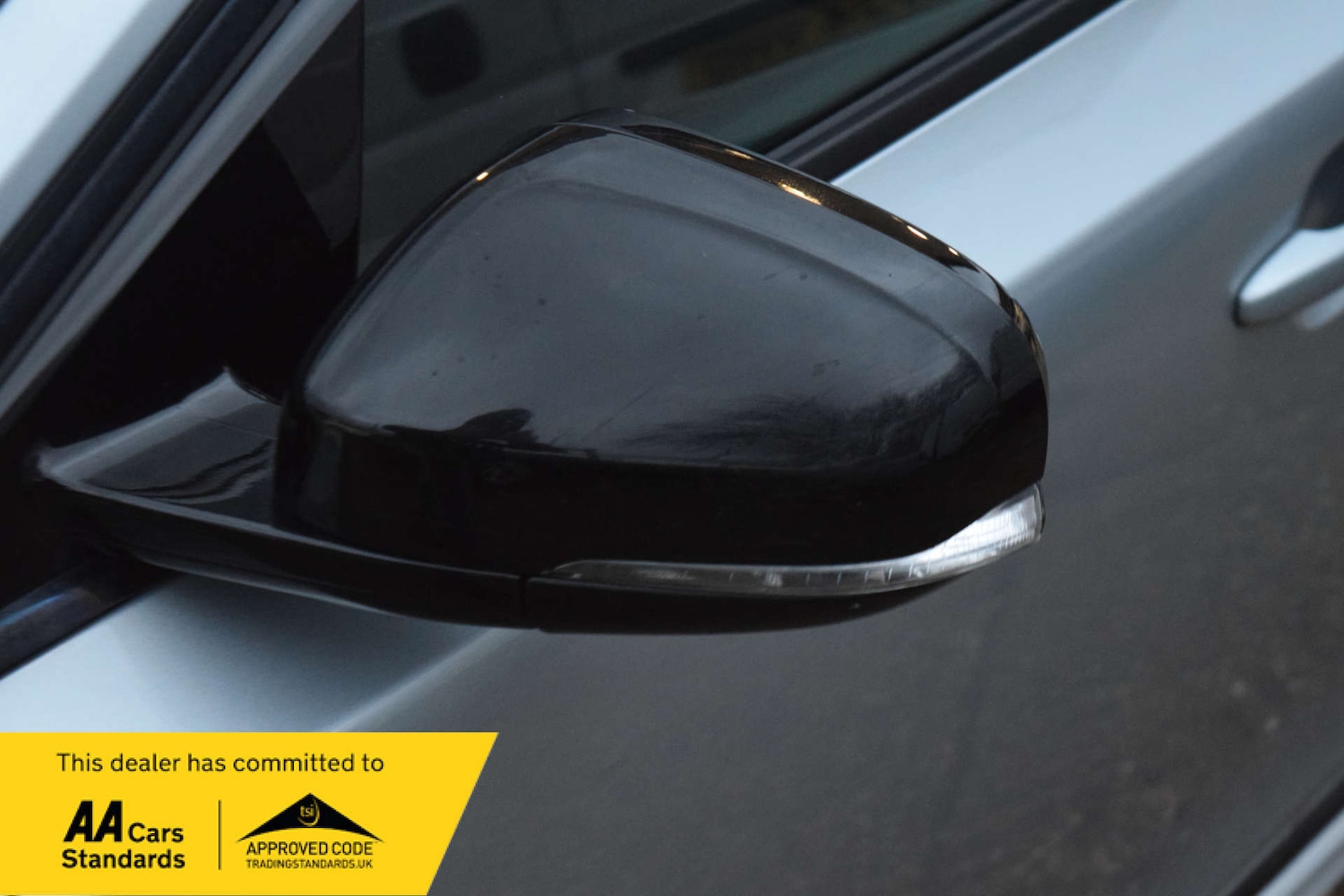 Used Volvo V40 2017 for sale - 76923092: Photo 12