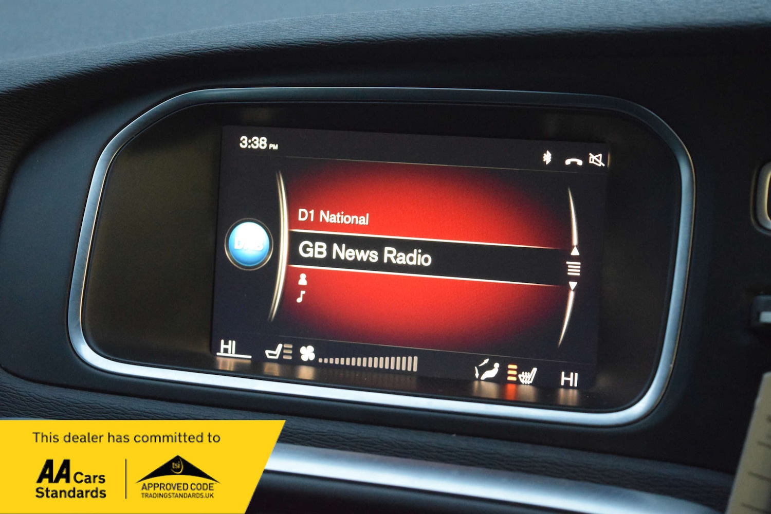 Used Volvo V40 2017 for sale - 76923092: Photo 49