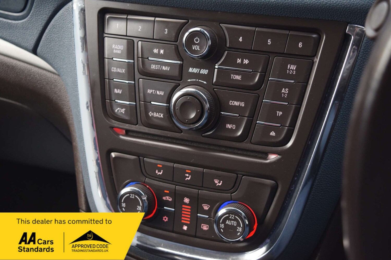 Used Vauxhall Mokka 2013 for sale - 77434675: Photo 54