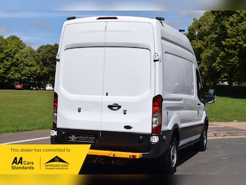 Used Ford Transit 2018 for sale - 78943904: Photo