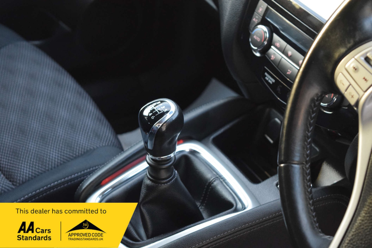 Used Nissan Qashqai 2014 for sale - 77227838: Photo 42