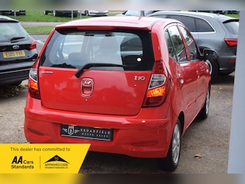 Used Hyundai i10 2013 for sale - 76082871: Photo
