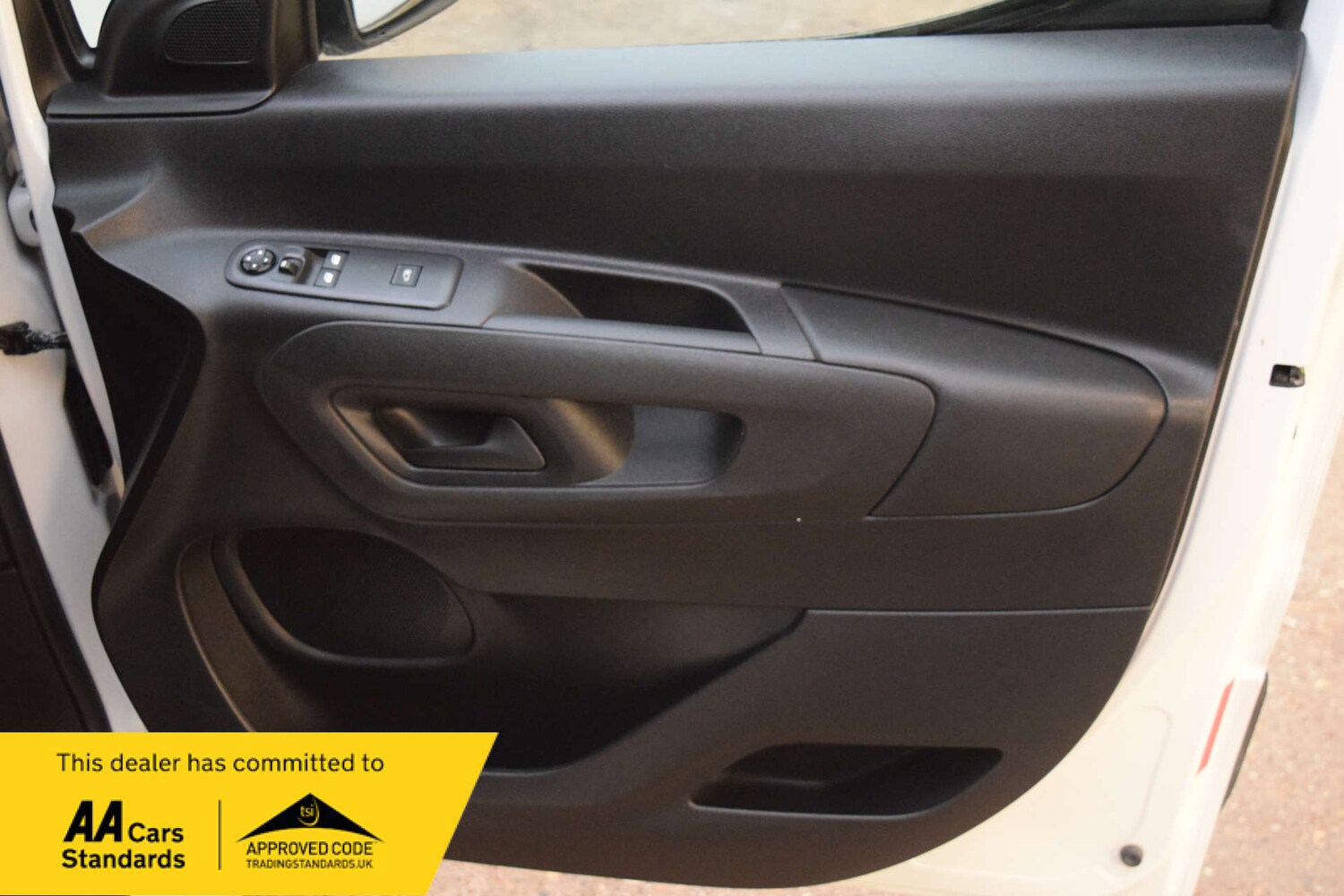 Used Vauxhall Combo 2019 for sale - 76600747: Photo 34