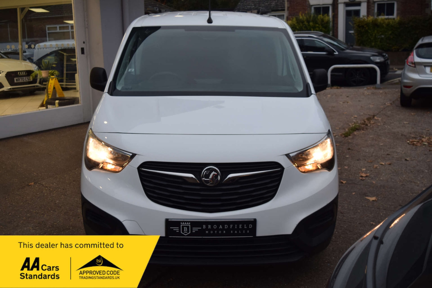Used Vauxhall Combo 2019 for sale - 76600747: Photo 8