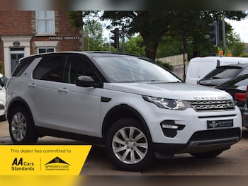 Used Land Rover Discovery Sport 2016 for sale - 78945296: Photo