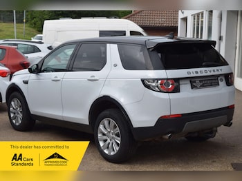 Used Land Rover Discovery Sport 2016 for sale - 78945296: Photo