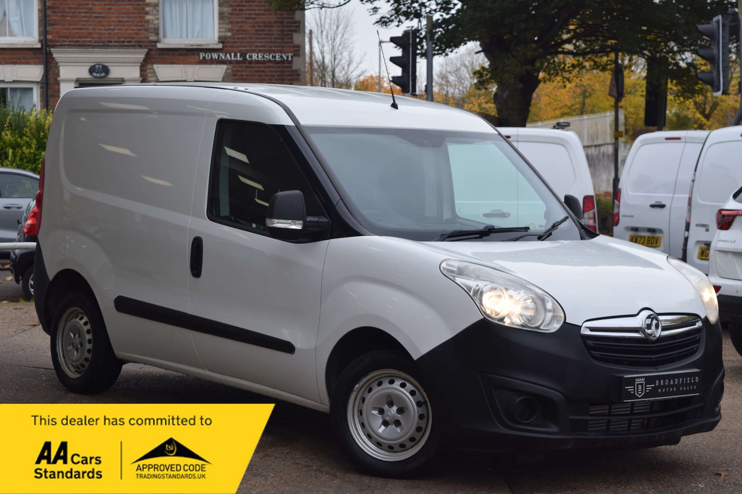 Used Vauxhall Combo 2014 for sale - 76422557: Photo 1