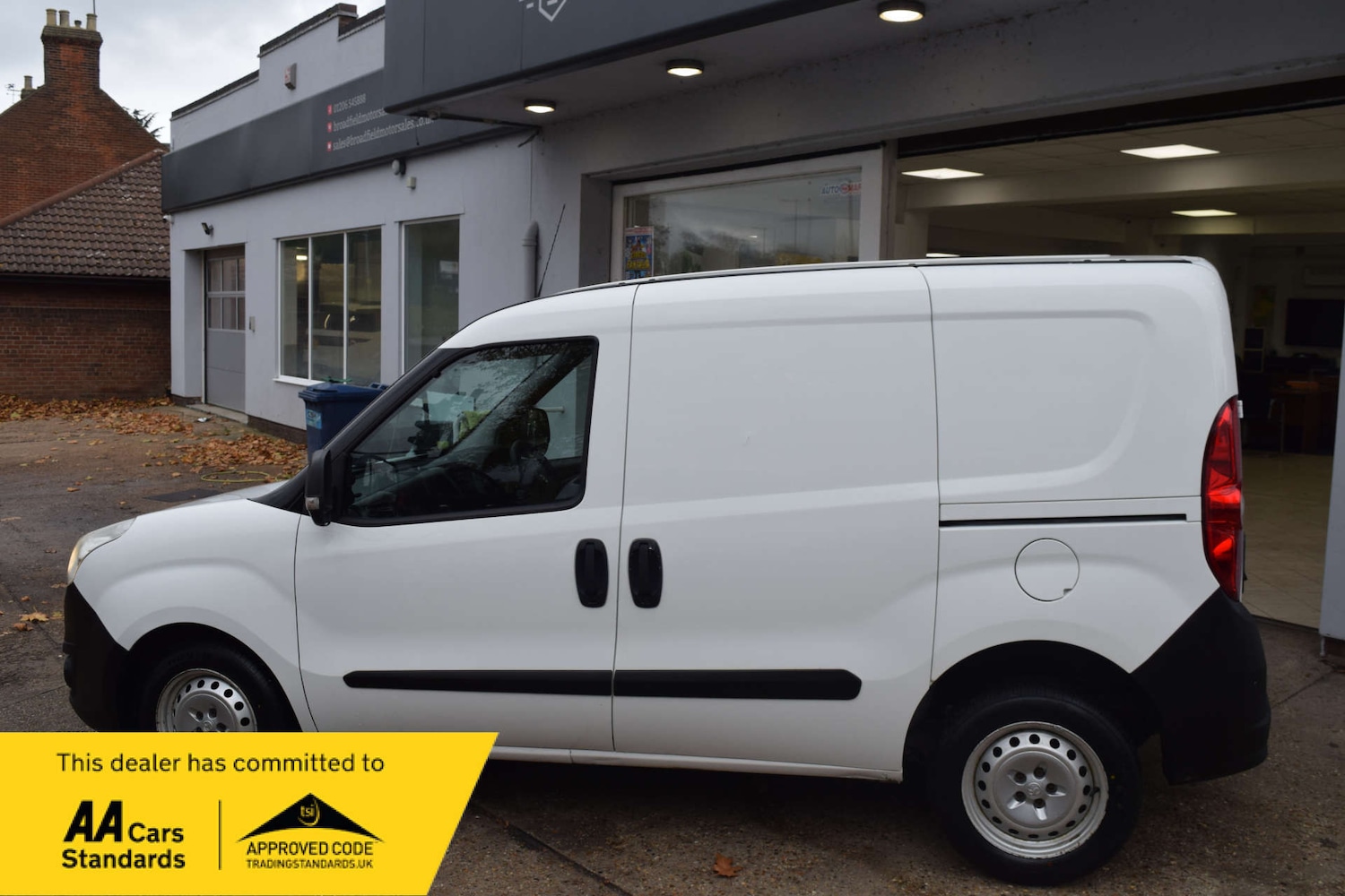 Used Vauxhall Combo 2014 for sale - 76422557: Photo 6