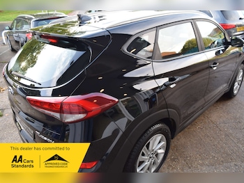 Used Hyundai TUCSON 2017 for sale - 76041524: Photo