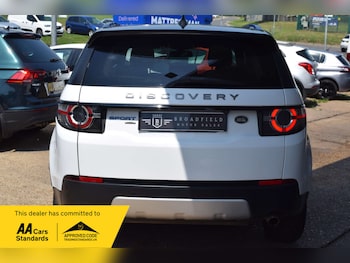 Used Land Rover Discovery Sport 2018 for sale - 78955792: Photo