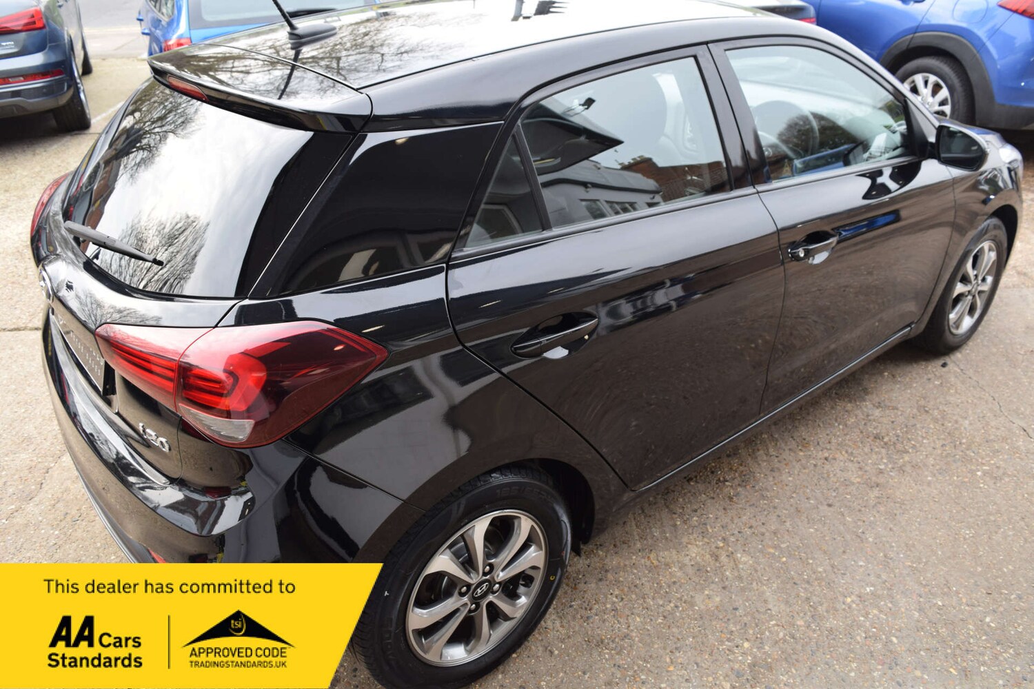 Used Hyundai i20 2019 for sale - 77990010: Photo 3