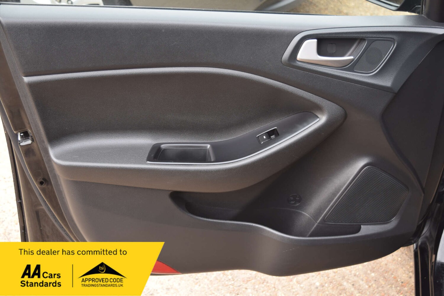 Used Hyundai i20 2019 for sale - 77990010: Photo 30