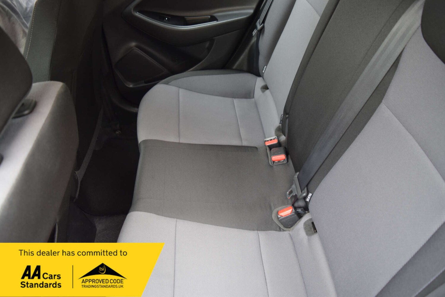 Used Hyundai i20 2019 for sale - 77990010: Photo 32