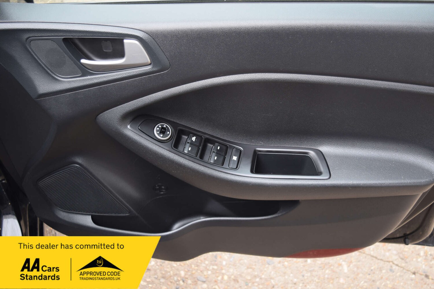 Used Hyundai i20 2019 for sale - 77990010: Photo 38