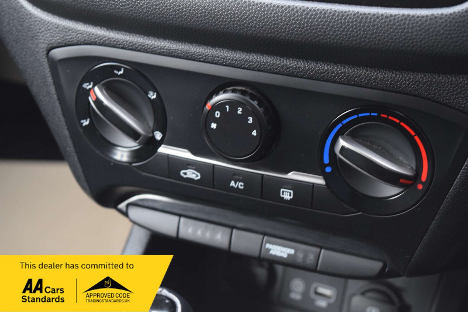 Used Hyundai i20 2019 for sale - 77990010: Photo 57