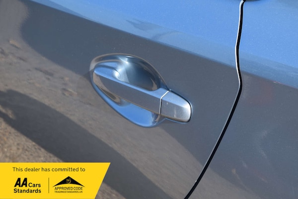 Used Toyota Auris 2013 for sale - 76277647: Photo 19