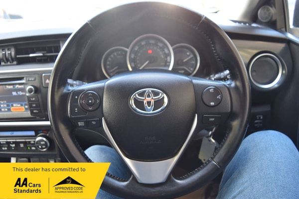 Used Toyota Auris 2013 for sale - 76277647: Photo 47