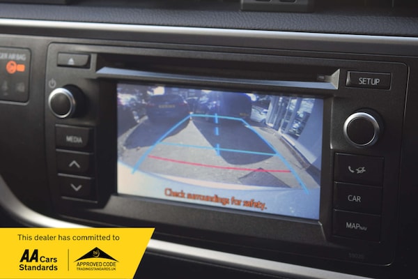 Used Toyota Auris 2013 for sale - 76277647: Photo 54