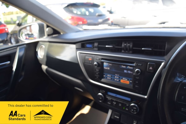 Used Toyota Auris 2013 for sale - 76277647: Photo 59