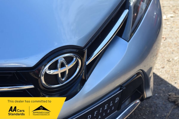 Used Toyota Auris 2013 for sale - 76277647: Photo 9