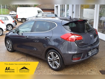 Used Kia Ceed 2017 for sale - 77383365: Photo