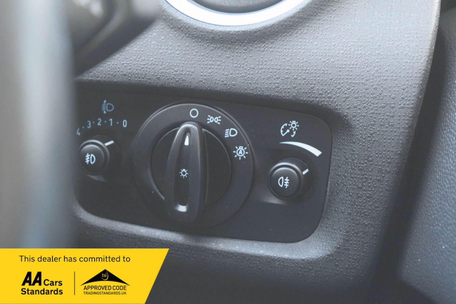 Used Ford Fiesta 2015 for sale - 76600560: Photo 49