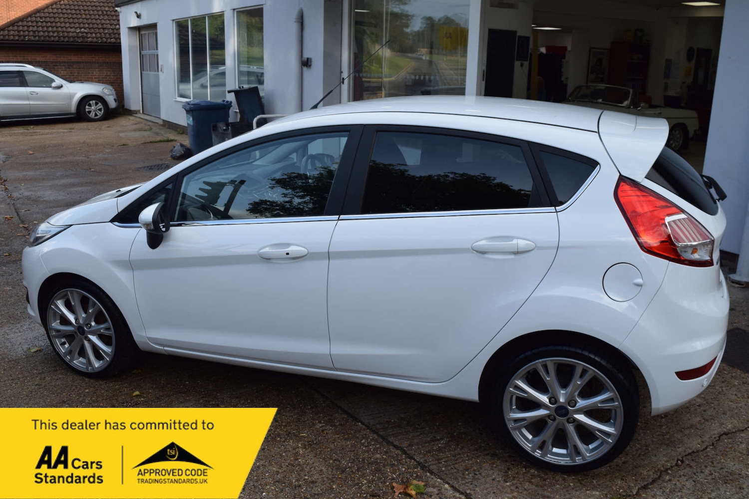 Used Ford Fiesta 2015 for sale - 76600560: Photo 6