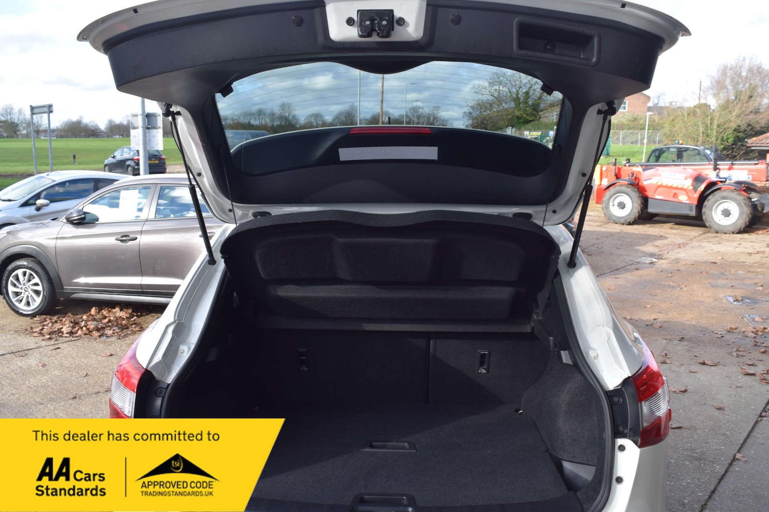 Used Nissan Qashqai 2016 for sale - 77652978: Photo 36