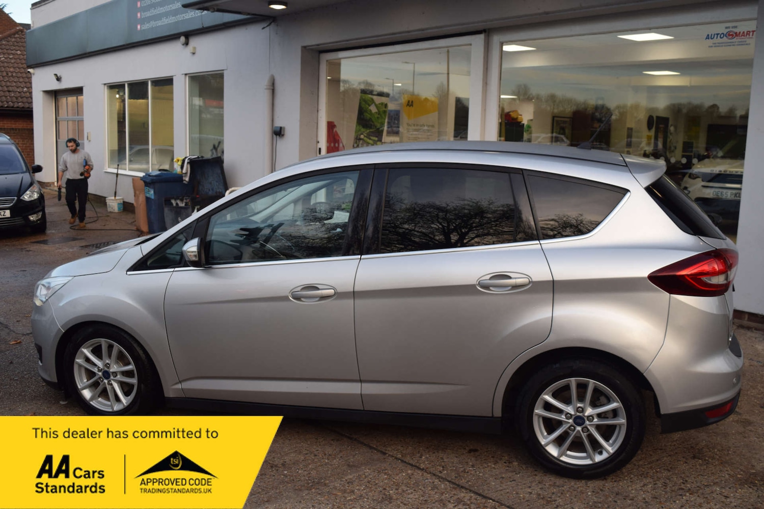 Used Ford C-Max 2017 for sale - 76567749: Photo 6