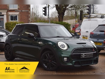 Used MINI Hatch 2019 for sale - 77170343: Photo