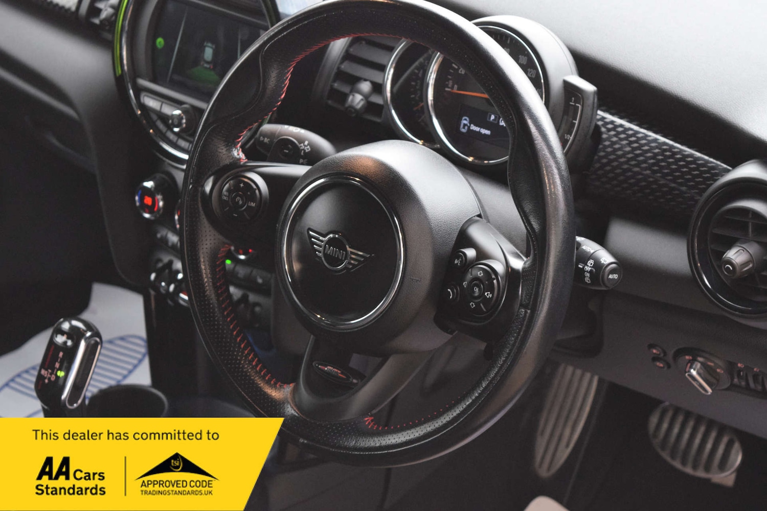 Used MINI Hatch 2019 for sale - 77170343: Photo 41