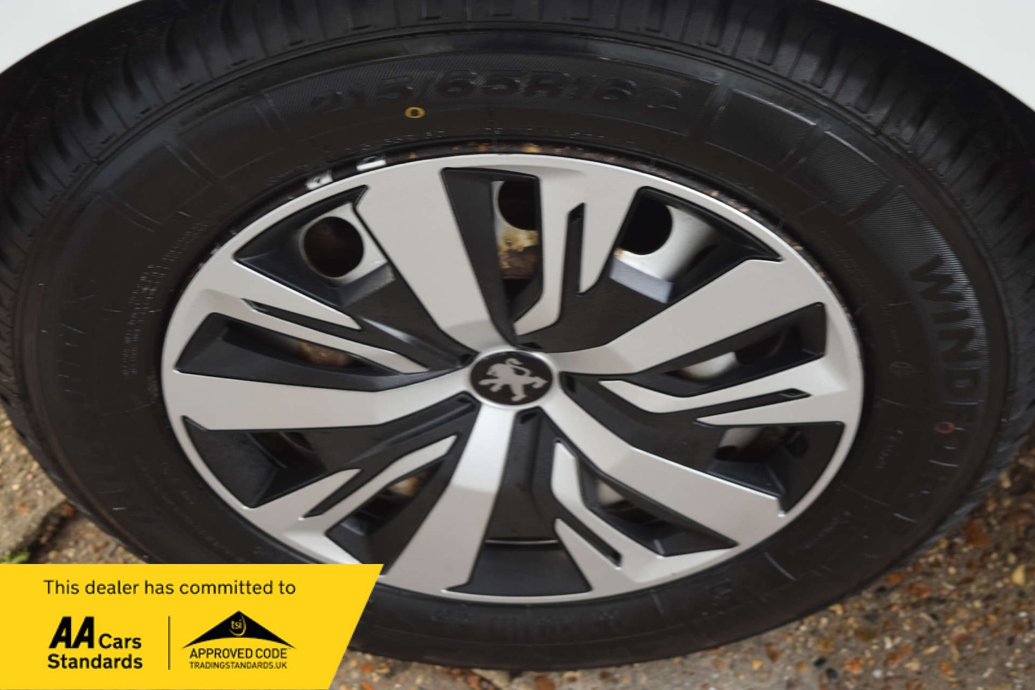 Used Peugeot Expert 2018 for sale - 76352605: Photo 16