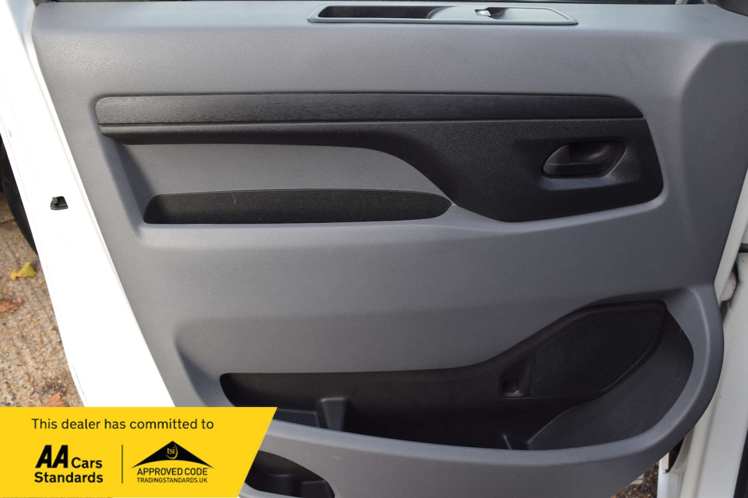 Used Peugeot Expert 2018 for sale - 76352605: Photo 21