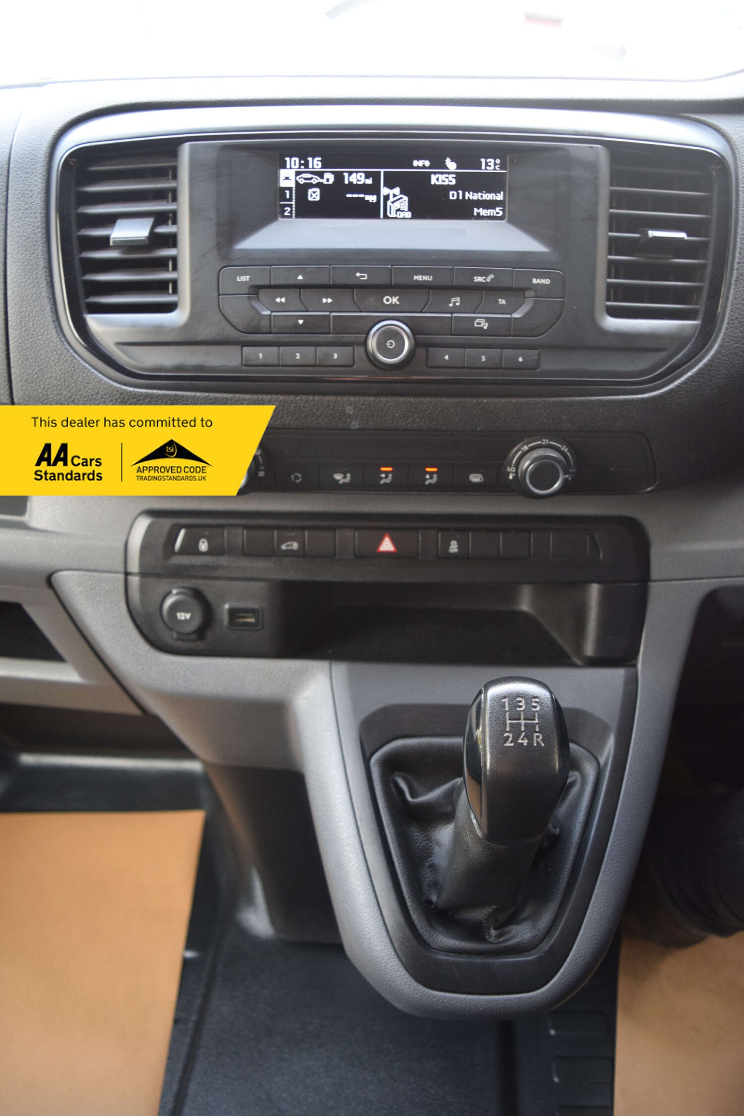 Used Peugeot Expert 2018 for sale - 76352605: Photo 32