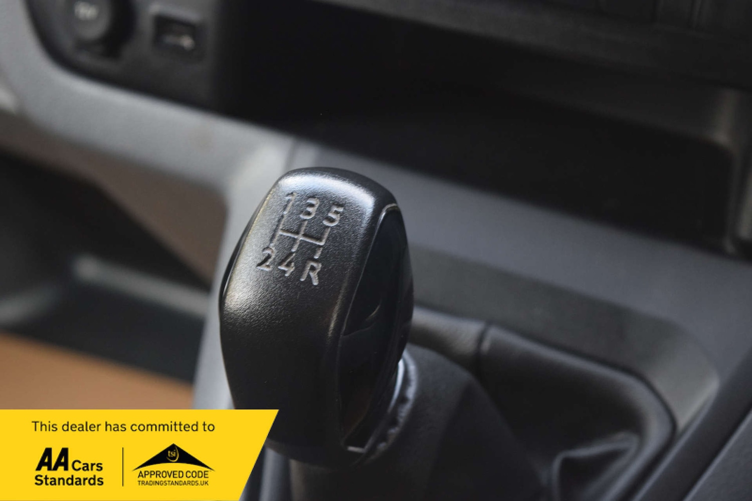 Used Peugeot Expert 2018 for sale - 76352605: Photo 36