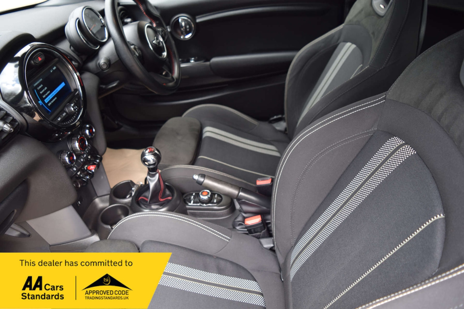 Used MINI Hatch 2018 for sale - 78056703: Photo 30