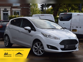 Used Ford Fiesta 2015 for sale - 75938950: Photo