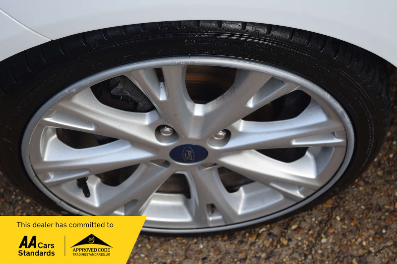 Used Ford Fiesta 2015 for sale - 75938950: Photo 24