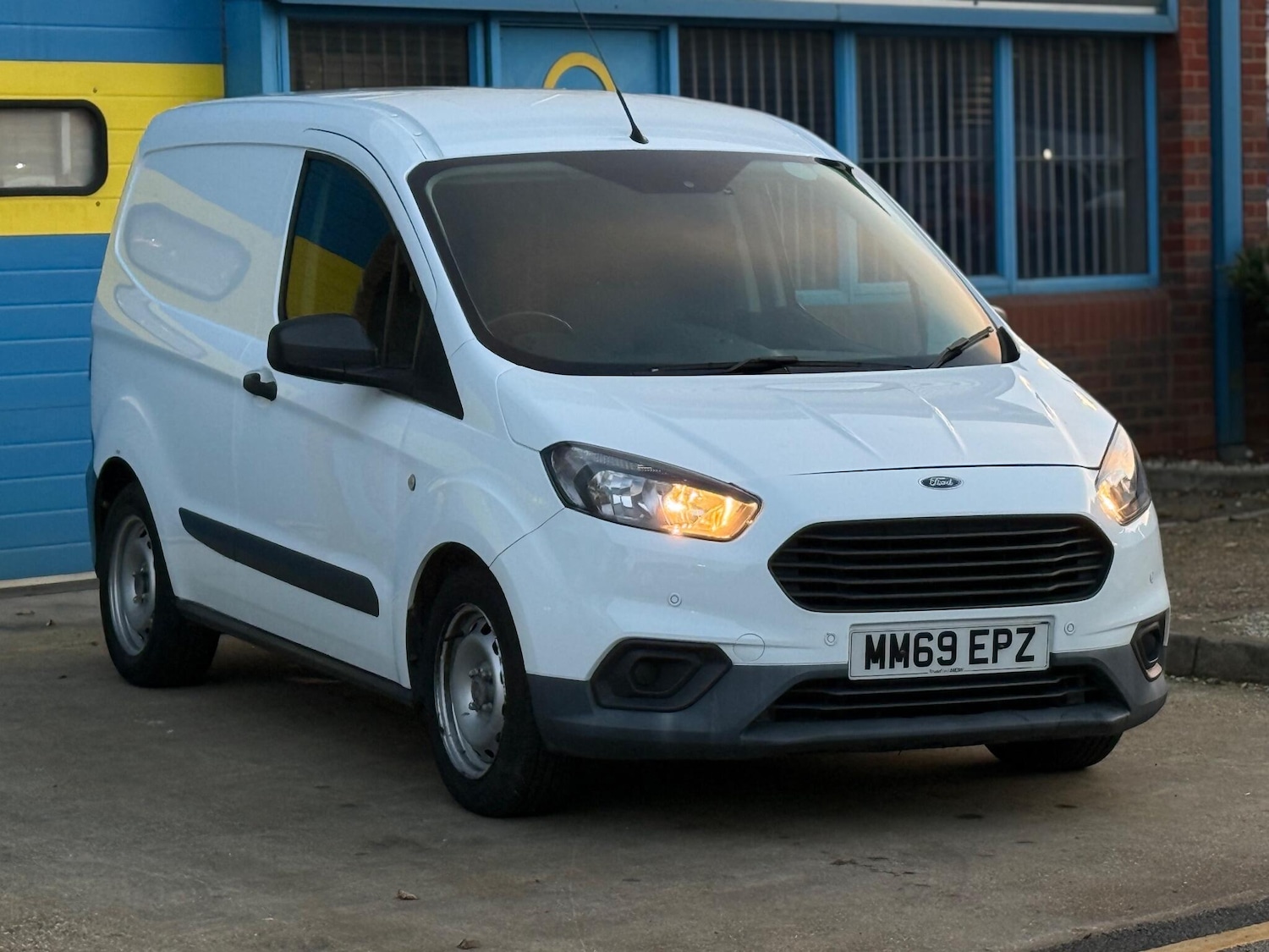 Used Ford Transit Courier 2020 for sale - 76994613: Photo 25