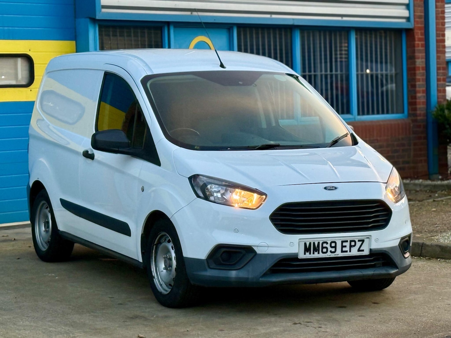 Used Ford Transit Courier 2020 for sale - 76994613: Photo 34
