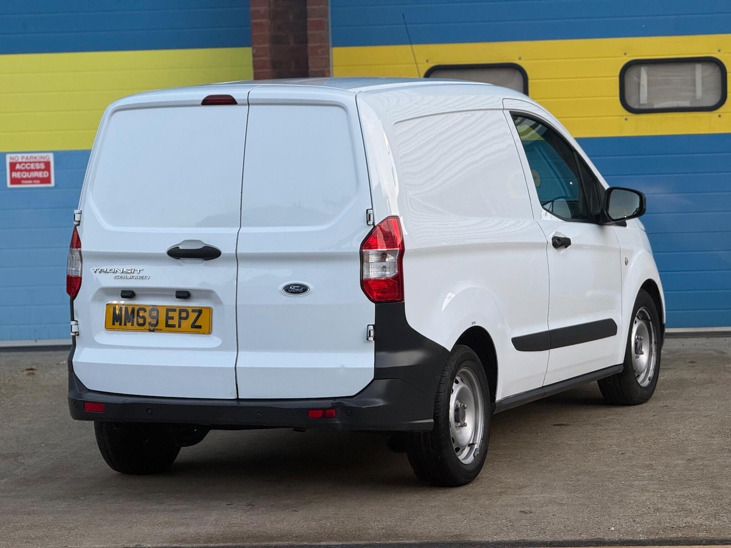 Used Ford Transit Courier 2020 for sale - 76994613: Photo 43
