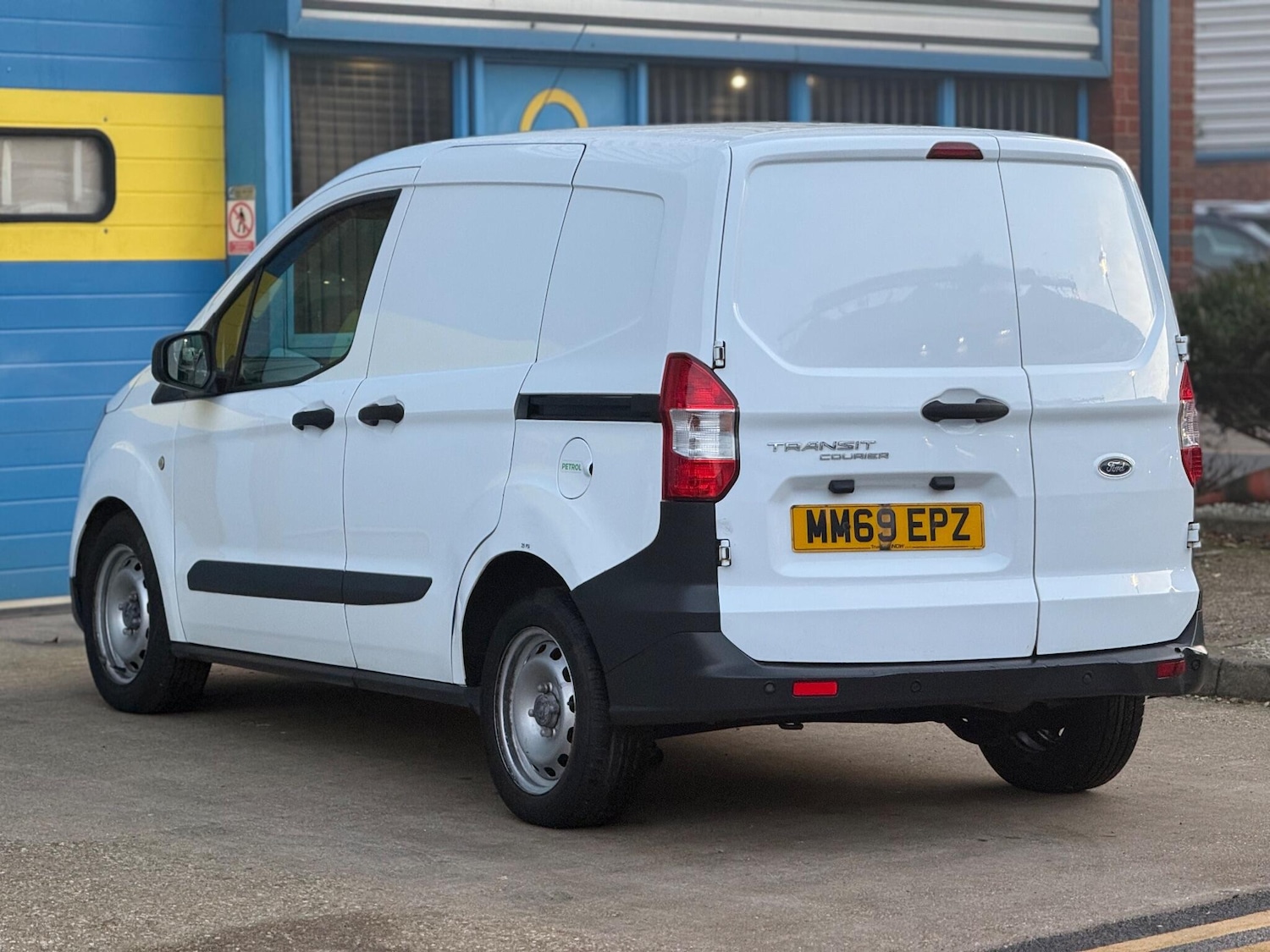 Used Ford Transit Courier 2020 for sale - 76994613: Photo 45