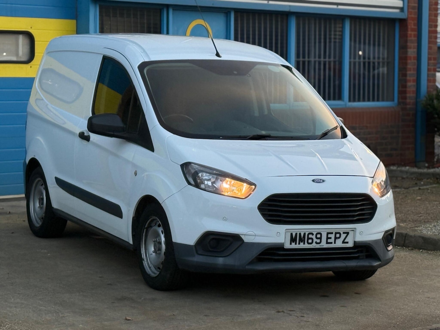 Used Ford Transit Courier 2020 for sale - 76994613: Photo 46