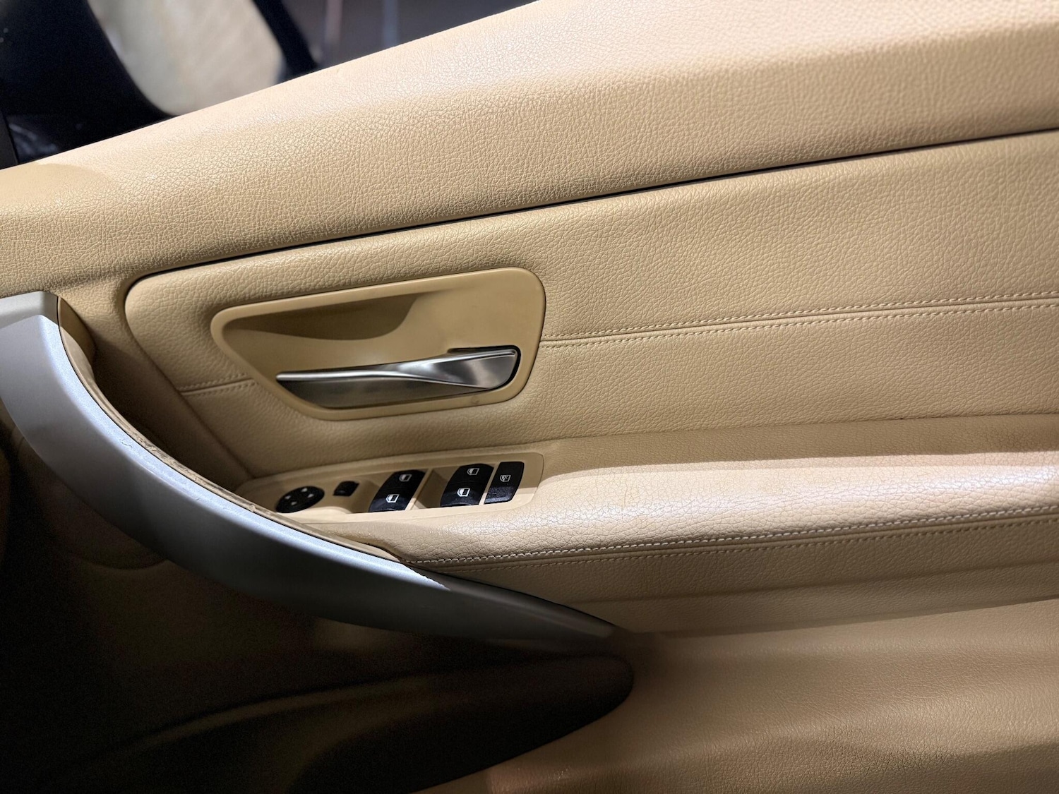 Used BMW 3 Series 2013 for sale - 76992312: Photo 10