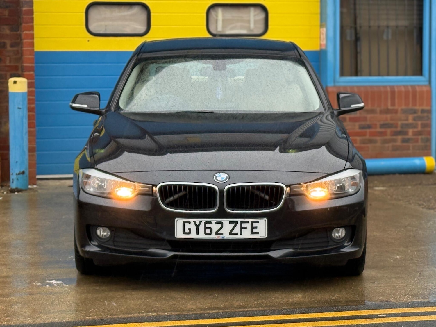 Used BMW 3 Series 2013 for sale - 76992312: Photo 2